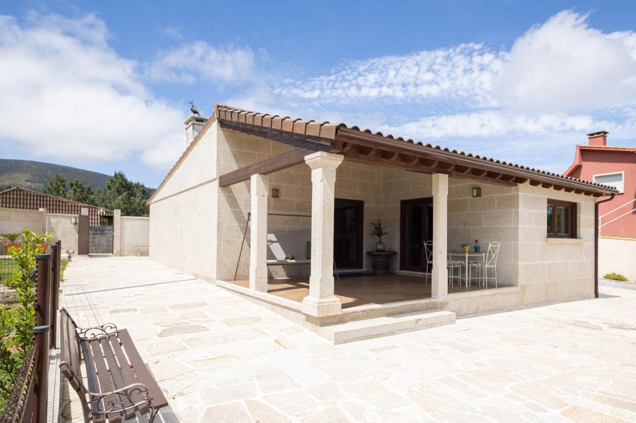 Pedra Moura Casa Rural กอนโดมาร์ ภายนอก รูปภาพ