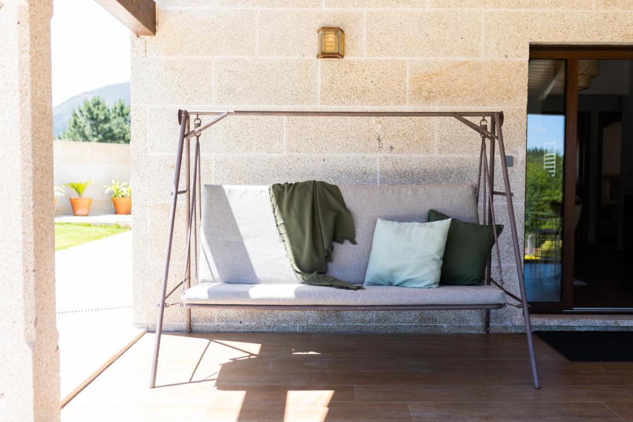 Pedra Moura Casa Rural กอนโดมาร์ ภายนอก รูปภาพ